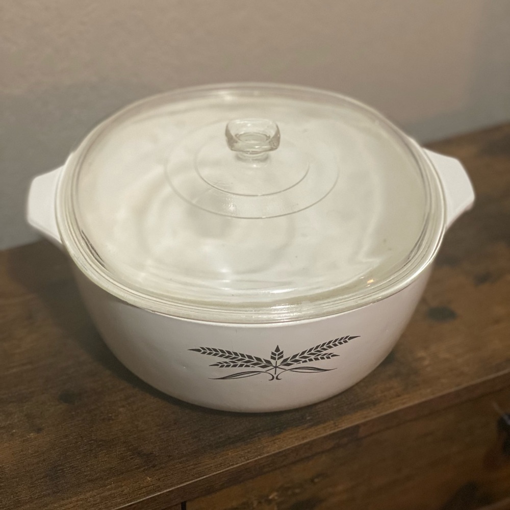 Anchor Hocking 60's Black Wheat Dish